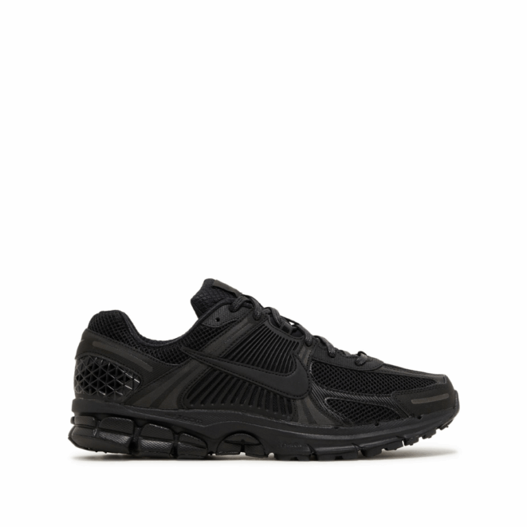 Nike Air Zoom Vomero 5 'Triple Black'